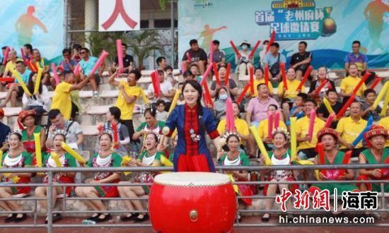 《哆啦A梦：大雄的绘画奇遇记》曝片段 2025-05-30 5月30日，动画电影《哆啦A梦：大雄的绘画奇遇记》发布“穿梭世界名画”正片片段，哆啦A梦五人组利用秘密道具“进入灯”穿梭在各个世界名画中，在《星空》中飞跃，在《茶花女》中仰望，还在《红白梅图》中细嗅 《哆啦A梦:大雄的绘画奇遇记》首映 两代童年相遇 2025-05-26 5月25日，《哆啦A梦：大雄的绘画奇遇记》在北京举行了首映活动，映后影片中的角色都“穿”过特殊的媒介，化身立体人偶来到影院，和现场的小朋友展开了互动。