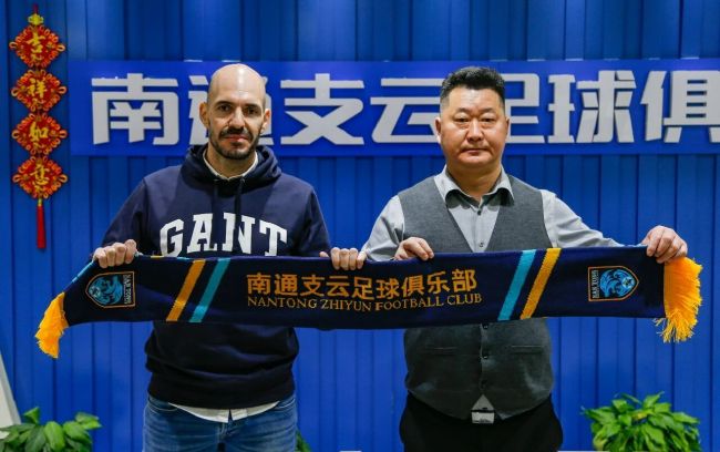 白袜脚踩踏羞辱丨vk
