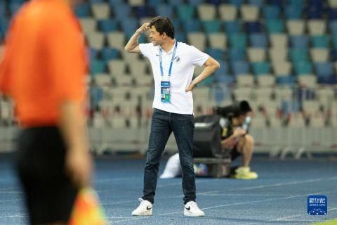 在线亚洲精品国产成人二区