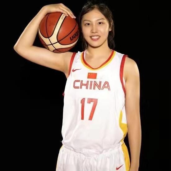 害羞的乡村姑娘