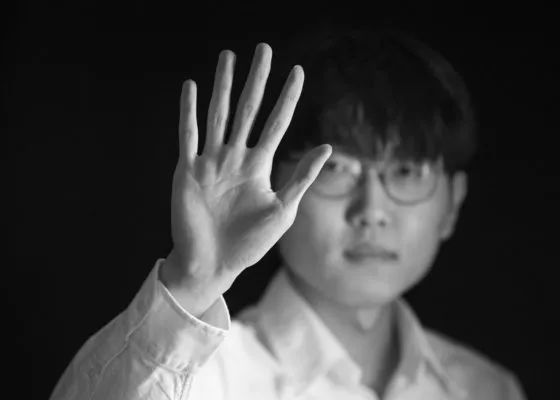 成人迅雷